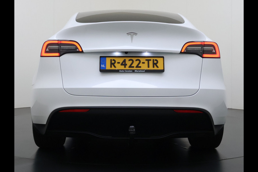 Tesla Model Y RWD 300PK SOH 90% Trekhaak Warmtepomp LFP-Accu Premium-Audio AMD Ryzen™ Camera's Navi Ecc Led Lmv 19" Privacy Glas Leder Stoel+Stuurverwarming Panoramadak Bluetooth Elek.Achterklep 1.600KG Trekgewicht 1e Eigenaar Origineel Nederlandse Auto