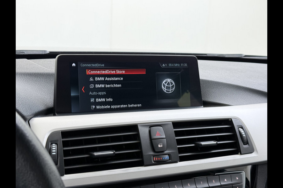 BMW 3-serie 320i 184PK AUT-8 Trekhaak Navi-Pro Ecc Cruise Control Executive Led Lmv 18" I-Drive Regen-Lichtsensor Isofix 1.800KG Trekgewicht Origineel Nederlandse Auto