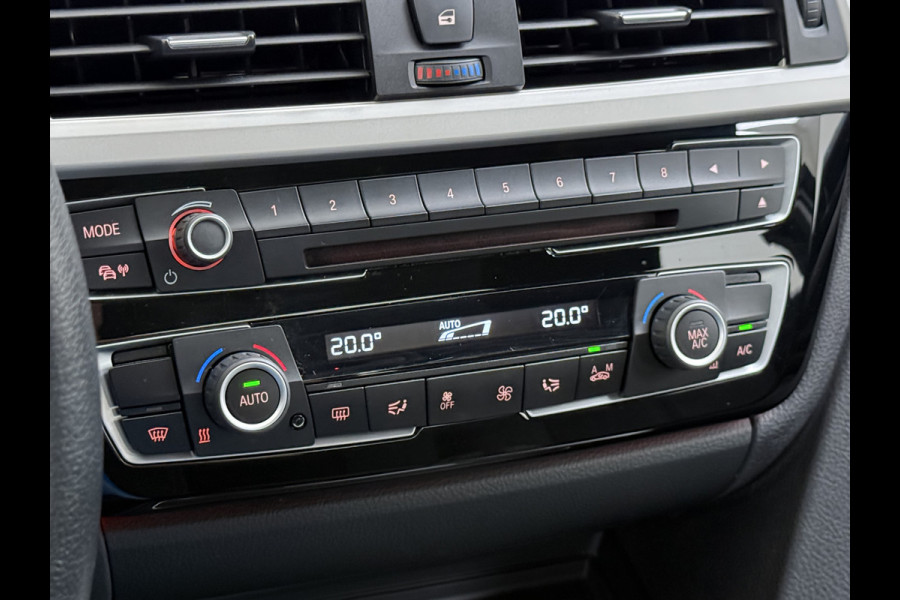 BMW 3-serie 320i 184PK AUT-8 Trekhaak Navi-Pro Ecc Cruise Control Executive Led Lmv 18" I-Drive Regen-Lichtsensor Isofix 1.800KG Trekgewicht Origineel Nederlandse Auto