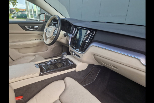 Volvo V60 2.0 T6 340PK AWD Momentum Pro /1e eig /BTW