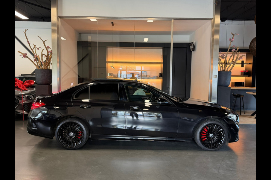 Mercedes-Benz C-Klasse 180 AMG Night Pano Memory 360Cam. Distr.