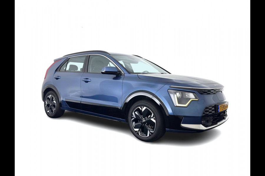 Kia Niro EV DynamicLine 64.8 kWh [3-Fase-11kW] {SoH-99%} (INCL-BTW) Aut. *LEATHER-FABRIC | ADAPTIVE-CRUISE | NAVI-FULLMAP | LANE-ASSIST | DIGI-COCKPIT | KEYLESS | CAMERA | DAB | COMFORTSEATS | SHIFTPADDLES | ECC | PDC | CARPLAY | 17''ALU*