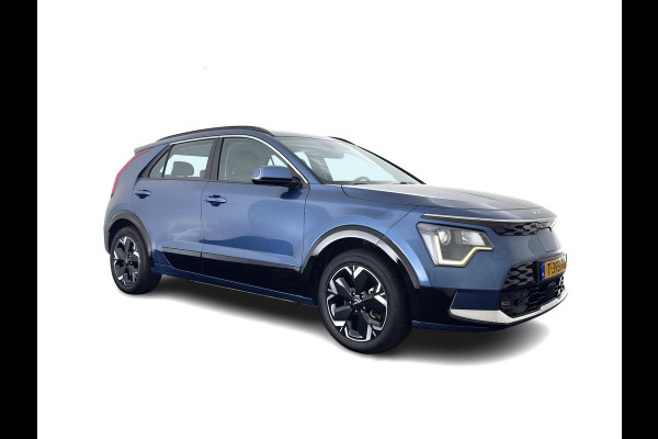 Kia Niro EV DynamicLine 64.8 kWh [3-Fase-11kW] {SoH-99%} (INCL-BTW) Aut. *LEATHER-FABRIC | ADAPTIVE-CRUISE | NAVI-FULLMAP | LANE-ASSIST | DIGI-COCKPIT | KEYLESS | CAMERA | DAB | COMFORTSEATS | SHIFTPADDLES | ECC | PDC | CARPLAY | 17''ALU*