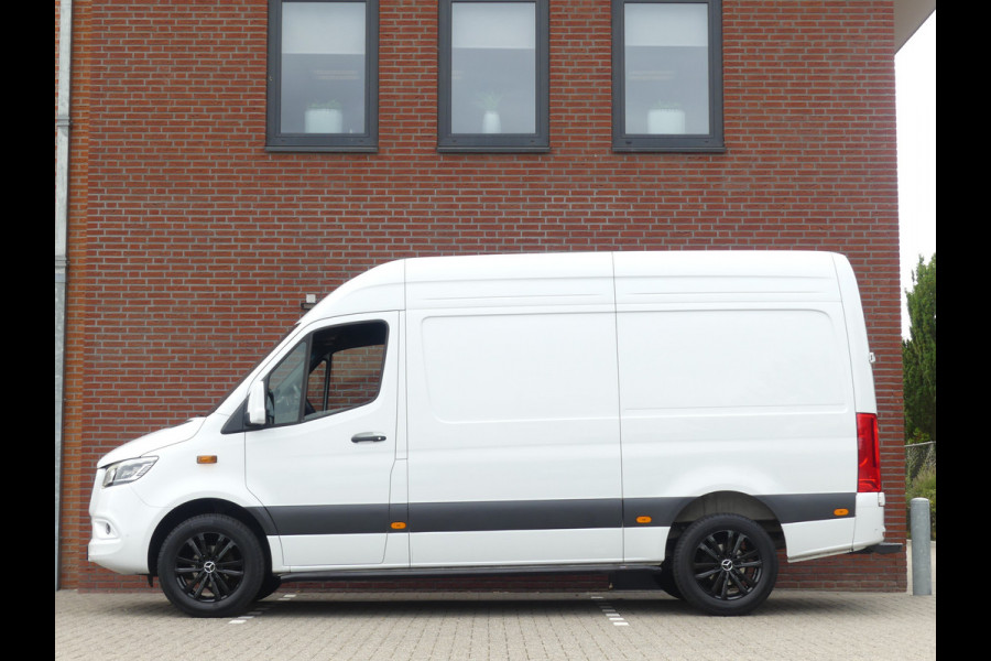 Mercedes-Benz Sprinter 317 CDI L2H2 LED/PDC/Camera/Navigatie Nieuw model