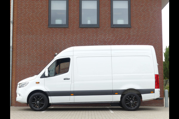 Mercedes-Benz Sprinter 317 CDI L2H2 LED/PDC/Camera/Navigatie Nieuw model