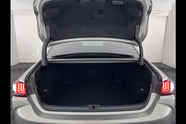 Lexus ES 300h Business Line (INCL-BTW) Aut. *PANO | LEATHER | FULL-LED | ADAPTIVE-CRUISE | BLINDSPOT | KEYLESS | CAMERA | HEATED-COMFORTSEATS | NAVI-FULLMAP | PRIVACY-GLASS | SHIFTPADDLES | ECC | PDC | 18''ALU*