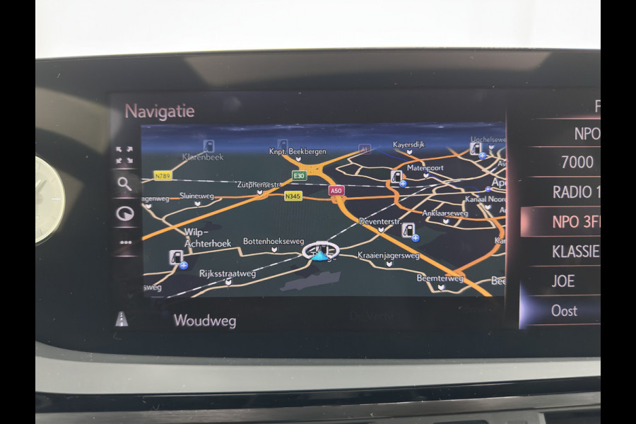 Lexus ES 300h Business Line (INCL-BTW) Aut. *PANO | LEATHER | FULL-LED | ADAPTIVE-CRUISE | BLINDSPOT | KEYLESS | CAMERA | HEATED-COMFORTSEATS | NAVI-FULLMAP | PRIVACY-GLASS | SHIFTPADDLES | ECC | PDC | 18''ALU*