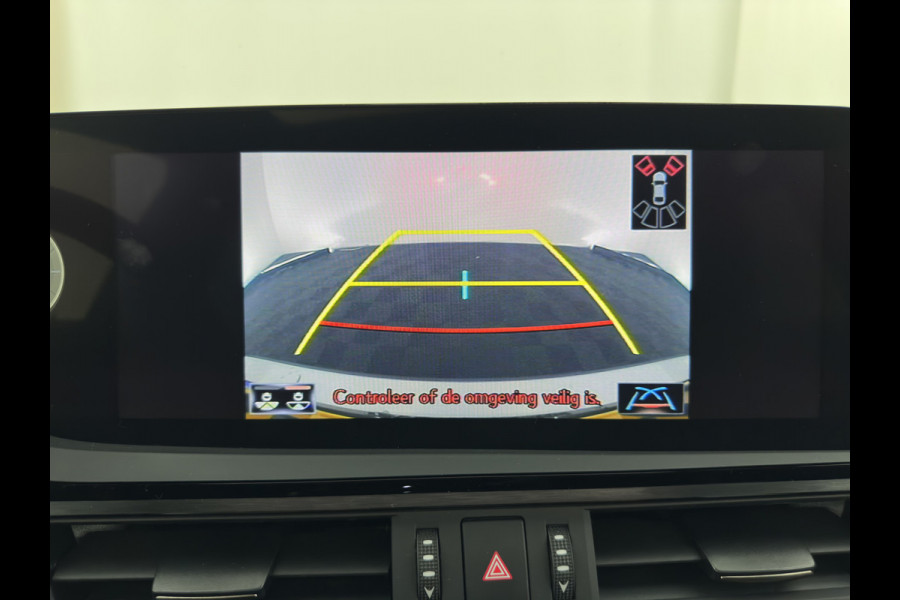 Lexus ES 300h Business Line (INCL-BTW) Aut. *PANO | LEATHER | FULL-LED | ADAPTIVE-CRUISE | BLINDSPOT | KEYLESS | CAMERA | HEATED-COMFORTSEATS | NAVI-FULLMAP | PRIVACY-GLASS | SHIFTPADDLES | ECC | PDC | 18''ALU*