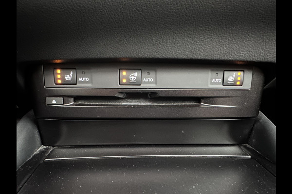 Lexus ES 300h Business Line (INCL-BTW) Aut. *PANO | LEATHER | FULL-LED | ADAPTIVE-CRUISE | BLINDSPOT | KEYLESS | CAMERA | HEATED-COMFORTSEATS | NAVI-FULLMAP | PRIVACY-GLASS | SHIFTPADDLES | ECC | PDC | 18''ALU*