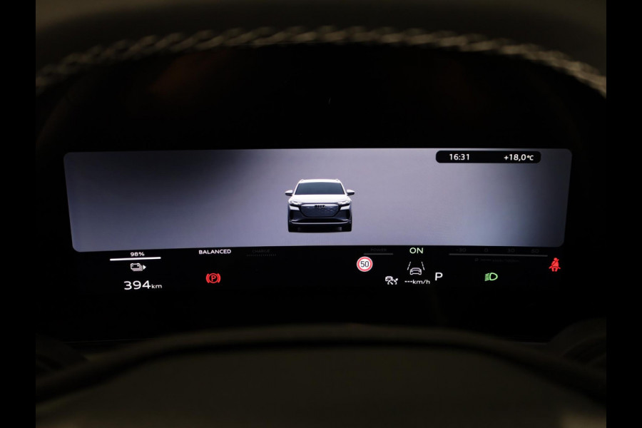 Audi Q4 e-tron S edition performance 82 kWh 286pk | Nieuw model | Per begin december beschikbaar | Keyless | 20 inch Lichtmetalen velgen | Trekhaak | Matrix led | Stoelverwarming
