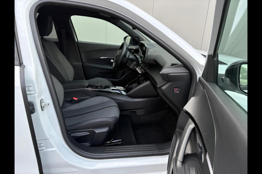 Peugeot e-2008 EV Allure 54 kWh Parkeerhulp/Carplay-Android-auto/Warmtepomp/Cruise-control