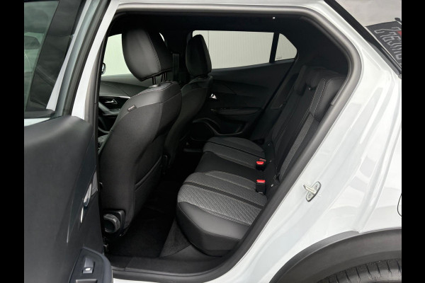 Peugeot e-2008 EV Allure 54 kWh Parkeerhulp/Carplay-Android-auto/Warmtepomp/Cruise-control