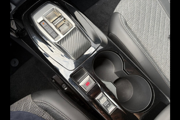Peugeot e-2008 EV Allure 54 kWh Parkeerhulp/Carplay-Android-auto/Warmtepomp/Cruise-control