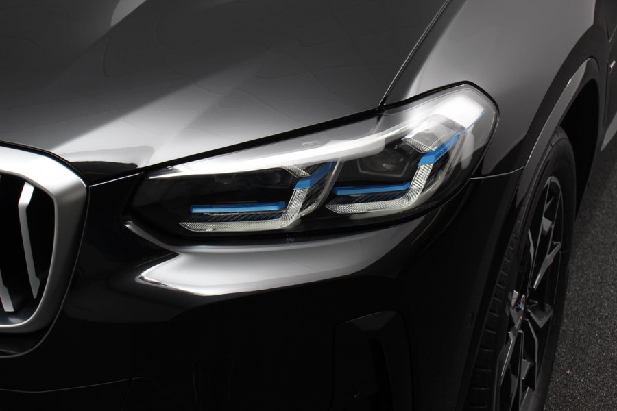 BMW X3 xDrive30e Hybrid M-Sport High Executive Leder Panoramisch Schuifdak Hifi Camera 360 Active Cruise Control Climate Control Parkeer sensoren Lichtmetalen Velgen