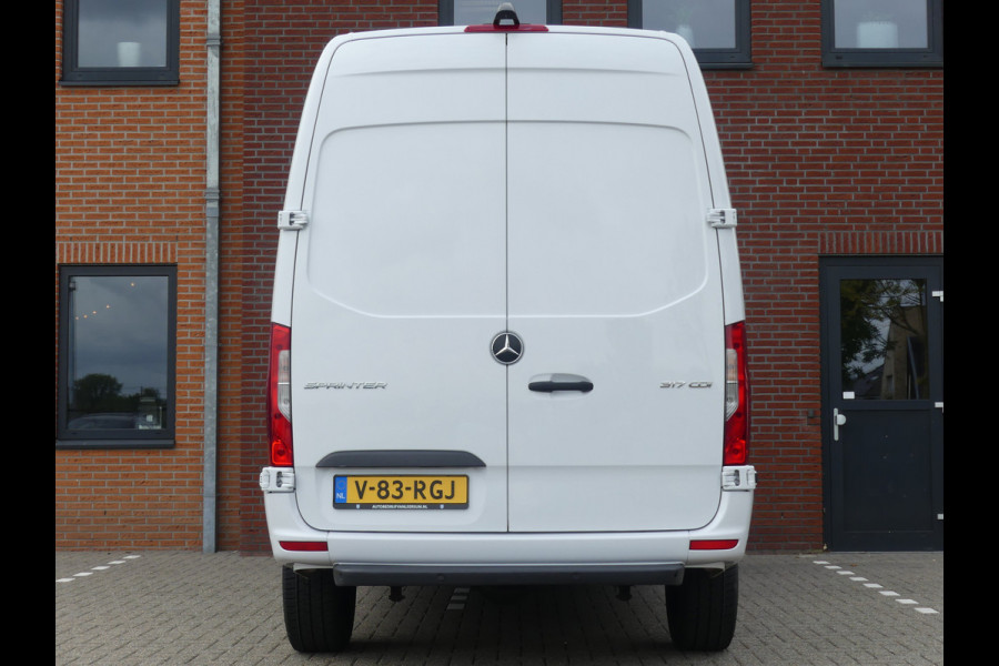 Mercedes-Benz Sprinter 317 CDI L2H2 LED/PDC/Camera/Navigatie Nieuw model