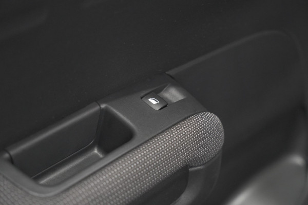 Citroën C3 Aircross PureTech 130 EAT6 Plus | Stoelverwarming | Parkeersensoren | Apple Carplay