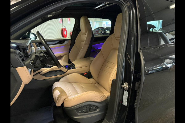Porsche Cayenne 3.0 E-Hybrid SPORT DESIGN-PANORAMA-LUCHTV.-STOELEN 18 VOUDIG-NPR. € 154.306-NL AUTO-BTW