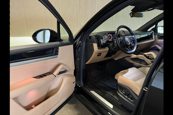Porsche Cayenne 3.0 E-Hybrid SPORT DESIGN-PANORAMA-LUCHTV.-STOELEN 18 VOUDIG-NPR. € 154.306-NL AUTO-BTW