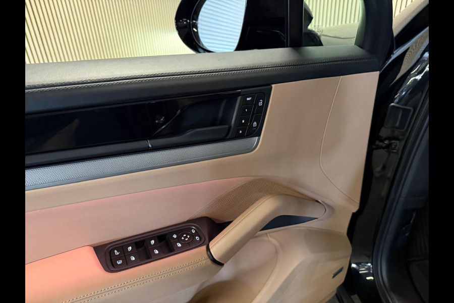 Porsche Cayenne 3.0 E-Hybrid SPORT DESIGN-PANORAMA-LUCHTV.-STOELEN 18 VOUDIG-NPR. € 154.306-NL AUTO-BTW