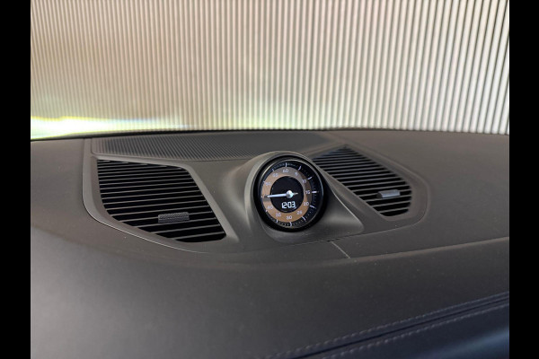 Porsche Cayenne 3.0 E-Hybrid SPORT DESIGN-PANORAMA-LUCHTV.-STOELEN 18 VOUDIG-NPR. € 154.306-NL AUTO-BTW