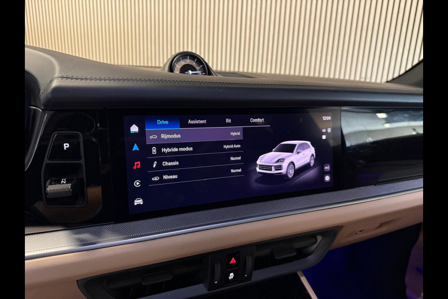 Porsche Cayenne 3.0 E-Hybrid SPORT DESIGN-PANORAMA-LUCHTV.-STOELEN 18 VOUDIG-NPR. € 154.306-NL AUTO-BTW