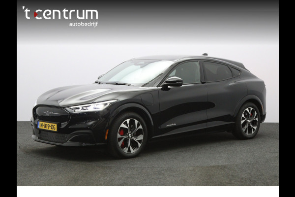 Ford Mustang Mach-E AWD 75 kWh 270 PK, SOH 95 %, Leder, Memory, Adap. Cruise Control, Winterpakket, Carplay, Camera