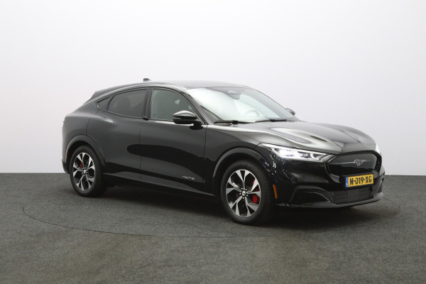 Ford Mustang Mach-E AWD 75 kWh 270 PK, SOH 95 %, Leder, Memory, Adap. Cruise Control, Winterpakket, Carplay, Camera