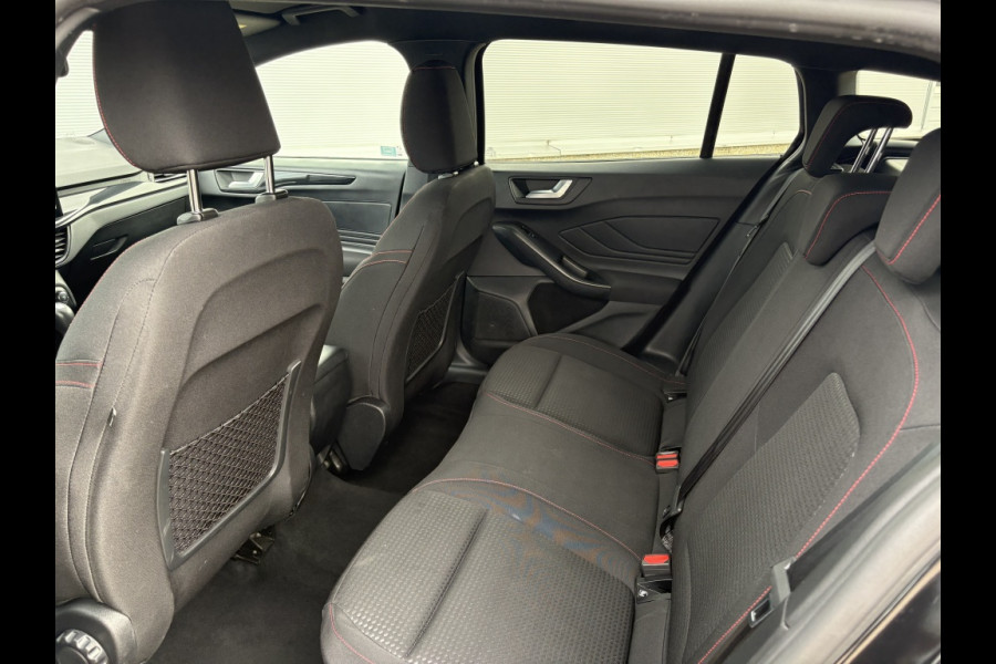 Ford FOCUS Wagon 1.0 EBH ST Line 155pk AUTOMAAT! DRIVERPACK! WINTERPACK!