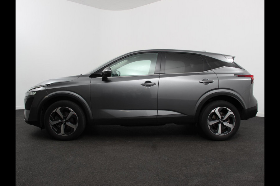 Nissan QASHQAI 1.3 MHEV Automaat N-Connecta Navigatie Apple Carplay/Android Auto Dab Led Camera 360 Adaptive Cruise control Stoelverwarming Climate Control Lichtmetalen velgen