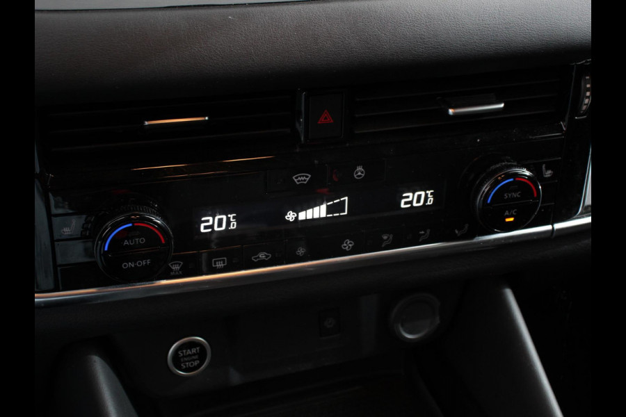 Nissan QASHQAI 1.3 MHEV Automaat N-Connecta Navigatie Apple Carplay/Android Auto Dab Led Camera 360 Adaptive Cruise control Stoelverwarming Climate Control Lichtmetalen velgen