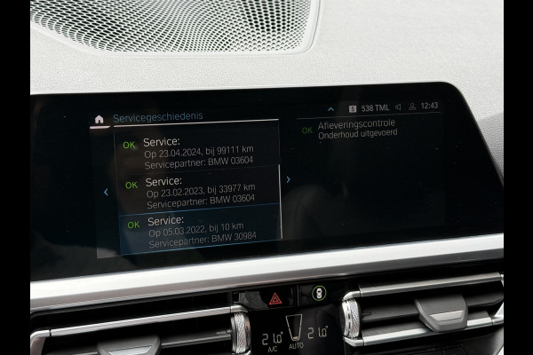 BMW 3 Serie Touring 320e Business Edition Plus | Panoramadak | Wegkl. trekhaak | Vol leder