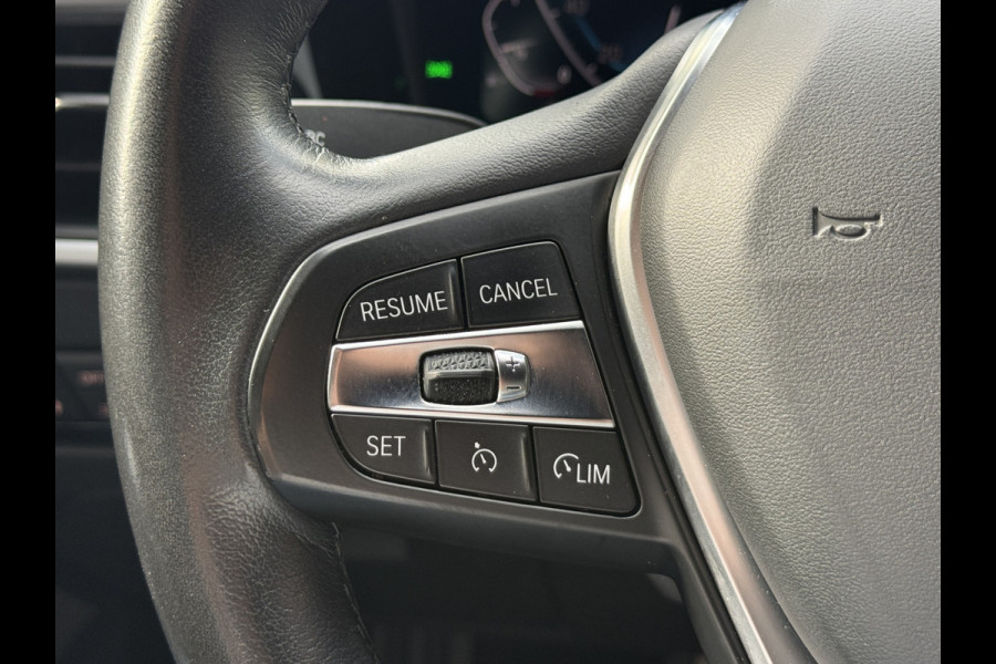 BMW 3 Serie Touring 330e Business Edition Plus | Vol leder | Elektr. trekhaak | Harman/Kardon