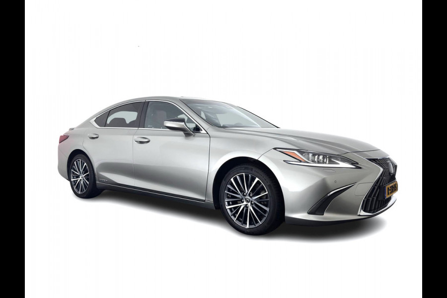 Lexus ES 300h Business Line (INCL-BTW) Aut. *PANO | LEATHER | FULL-LED | ADAPTIVE-CRUISE | BLINDSPOT | KEYLESS | CAMERA | HEATED-COMFORTSEATS | NAVI-FULLMAP | PRIVACY-GLASS | SHIFTPADDLES | ECC | PDC | 18''ALU*