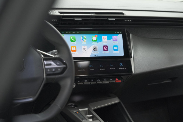 Peugeot 408 1.2 Hybrid 136 e-DCS6 Allure | 360 Camera | Adaptieve Cruise Control | Navigatie