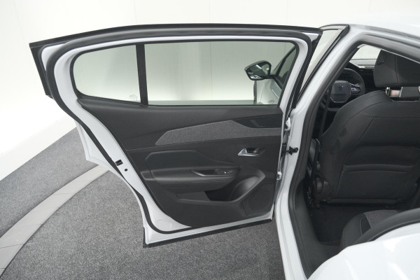Peugeot 408 1.2 Hybrid 136 e-DCS6 Allure | 360 Camera | Adaptieve Cruise Control | Navigatie