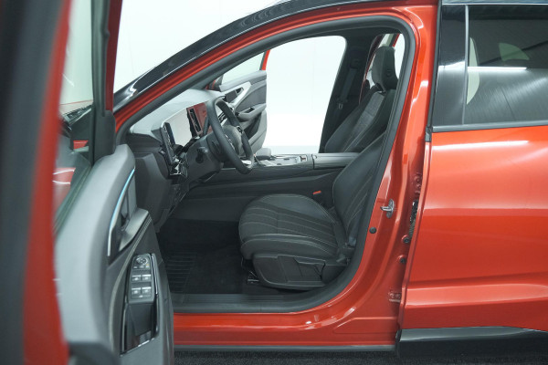 Renault Austral 1.2 E-Tech Full Hybrid 200 Techno | 1500 KG Trekgewicht | 360 Camera | Panoramadak | Adaptieve Cruise Control