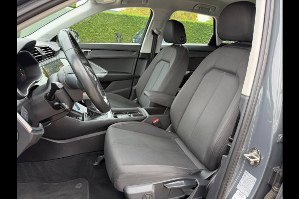 Audi Q3 45 TFSI e Advanced edition | Stoelverwarming | Navigatie | Parkeersensoren | Adaptive Cruise Control | Matrix LED | DAB | Parkeersensoren | Nanograu | SOH 95%