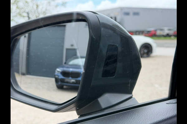 Audi Q3 45 TFSI e Advanced edition | Stoelverwarming | Navigatie | Parkeersensoren | Adaptive Cruise Control | Matrix LED | DAB | Parkeersensoren | Nanograu | SOH 95%