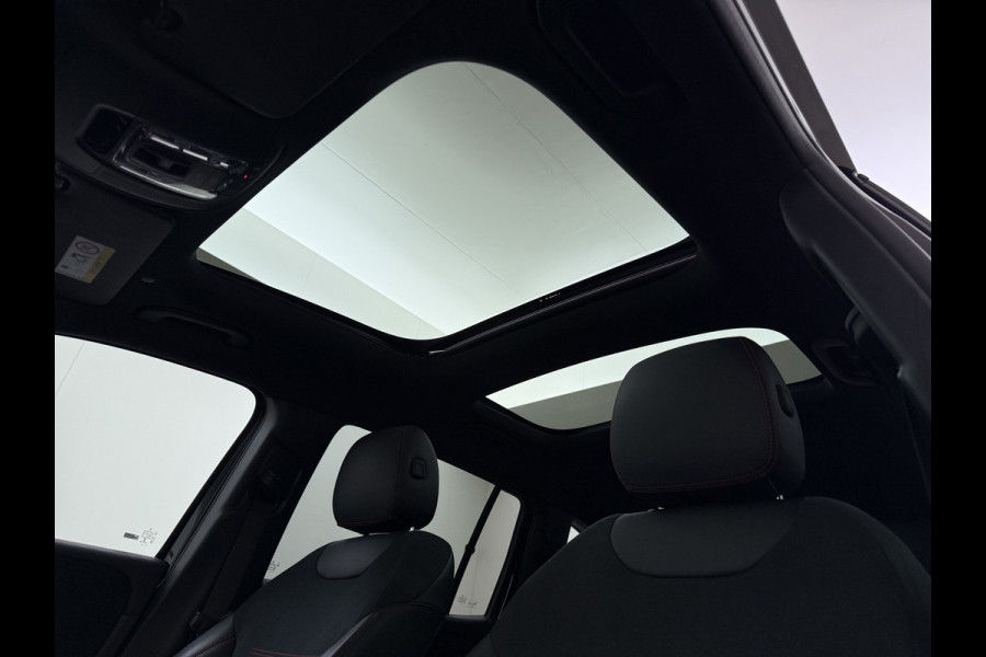 Mercedes-Benz EQB 250 AMG Pano-Dak 7-Pers.Leer/Alcantara Night Line Adap.Cruise Head-Up Display Lmv 20"Premium plus SOH 95% Elek.Stoelen+Memory+Ve Actieve park-assist Licht en zichtpakket 7-Persoons Led Privacy Glas DAB 1e Eigenaar Dealeronderhouden Origineel Nederlandse Auto