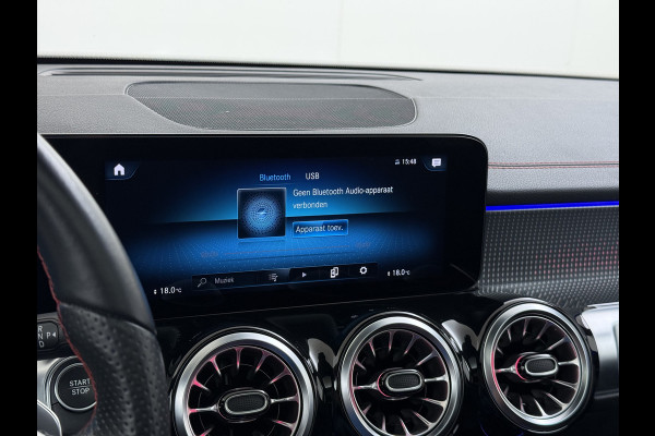 Mercedes-Benz EQB 250 AMG Pano-Dak 7-Pers.Leer/Alcantara Night Line Adap.Cruise Head-Up Display Lmv 20"Premium plus SOH 95% Elek.Stoelen+Memory+Ve Actieve park-assist Licht en zichtpakket 7-Persoons Led Privacy Glas DAB 1e Eigenaar Dealeronderhouden Origineel Nederlandse Auto