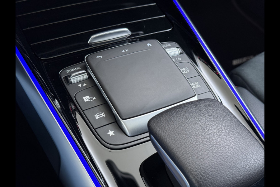 Mercedes-Benz EQB 250 AMG Pano-Dak 7-Pers.Leer/Alcantara Night Line Adap.Cruise Head-Up Display Lmv 20"Premium plus SOH 95% Elek.Stoelen+Memory+Ve Actieve park-assist Licht en zichtpakket 7-Persoons Led Privacy Glas DAB 1e Eigenaar Dealeronderhouden Origineel Nederlandse Auto