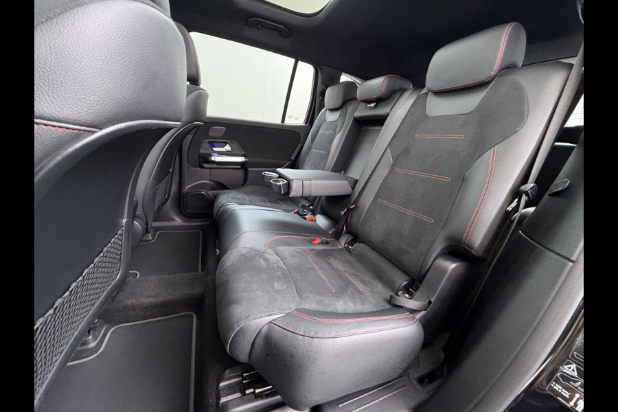 Mercedes-Benz EQB 250 AMG Pano-Dak 7-Pers.Leer/Alcantara Night Line Adap.Cruise Head-Up Display Lmv 20"Premium plus SOH 95% Elek.Stoelen+Memory+Ve Actieve park-assist Licht en zichtpakket 7-Persoons Led Privacy Glas DAB 1e Eigenaar Dealeronderhouden Origineel Nederlandse Auto