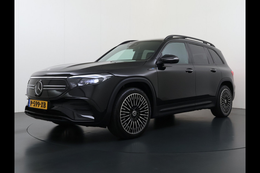 Mercedes-Benz EQB 250 AMG Pano-Dak 7-Pers.Leer/Alcantara Night Line Adap.Cruise Head-Up Display Lmv 20"Premium plus SOH 95% Elek.Stoelen+Memory+Ve Actieve park-assist Licht en zichtpakket 7-Persoons Led Privacy Glas DAB 1e Eigenaar Dealeronderhouden Origineel Nederlandse Auto