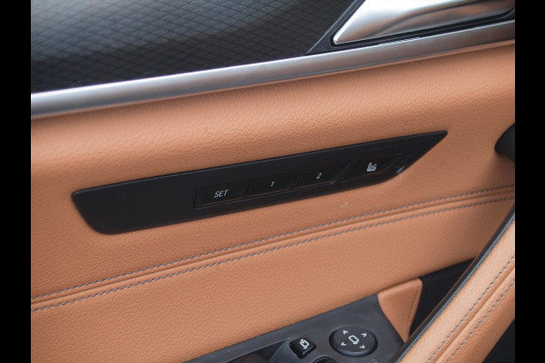 BMW 5 Serie Touring 530e Business Edition Plus | M-Pakket | Head-Up Display | LED-Laser | Camera | Sfeerverlichting | ACC | NL-Auto |