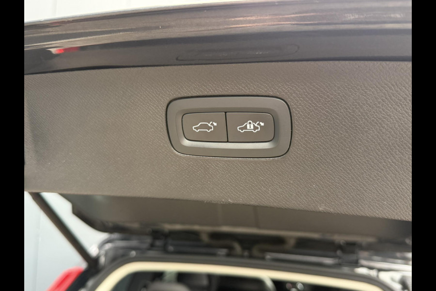Volvo XC90 2.0 T8 Recharge AWD Inscription Expression 19"/Leder/Trekhaak/Standkachel/Harman Kardon/Camera/Full LED/Apple Carplay & Android Auto/Keyless/Adaptieve cruise