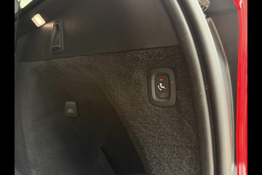 Volvo XC90 2.0 T8 Recharge AWD Inscription Expression 19"/Leder/Trekhaak/Standkachel/Harman Kardon/Camera/Full LED/Apple Carplay & Android Auto/Keyless/Adaptieve cruise