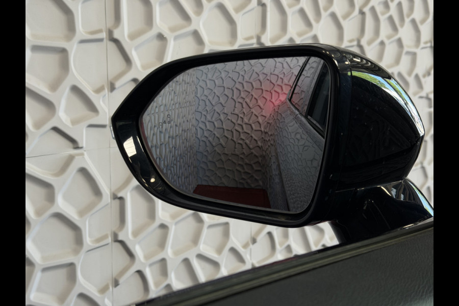Omoda 9 OMODA 9 PREMIUM AWD 538PK MASSAGE STOEL.VERW/KOELING | PHEV | 145 KM / | 538 PK | 4WD 4X4