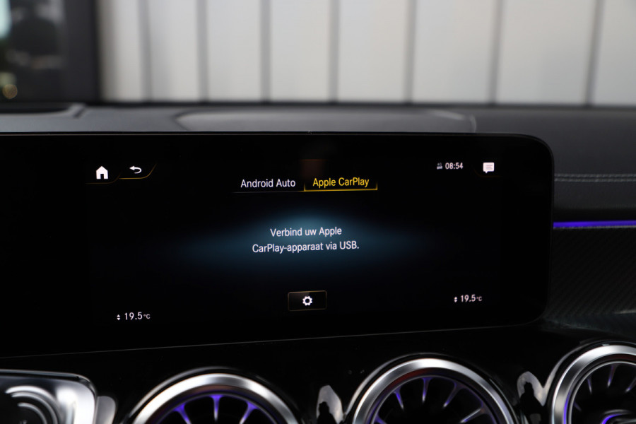 Mercedes-Benz GLB-Klasse AMG 35 4-Matic | 306PK | 7 Persoons | Head-up | Keyless-go | Adapt. onderstel | Memory | Pano | Distronic+ | Sfeerverlichting |