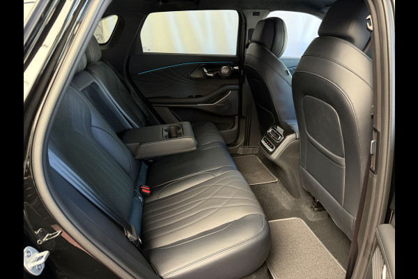 Omoda 9 OMODA 9 PREMIUM AWD 538 PK | LUXE PHEV SUV | 145 KM ELEKTRISCH | ONGEBRUIKTE NIEUWE AUTO 4WD 4X4