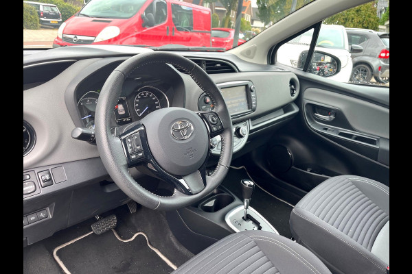 Toyota Yaris 1.5 VVT-i Dynamic Automaat, 16.000 km !